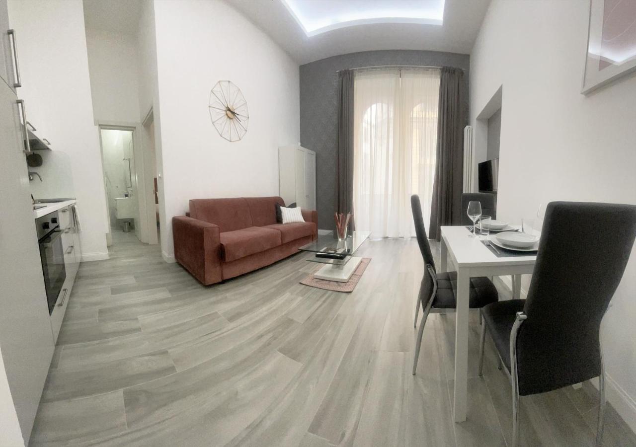Duomo Platinum Apartments Неаполь Номер фото